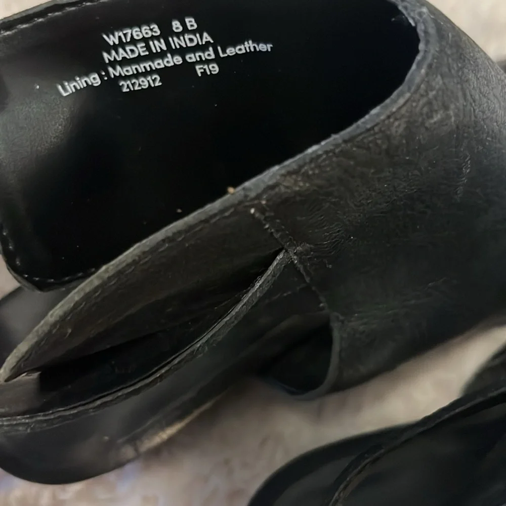 Cole Haan Woman’s Black Leather Ankle Buckle Strap Block Heel Booties Sz 8